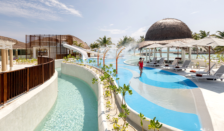 CENTARA MIRAGE LAGOON MALDIVES FAMILY ESCAPE