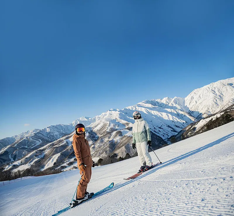 STAY & SKI IN HAKUBA FOR COUPLES