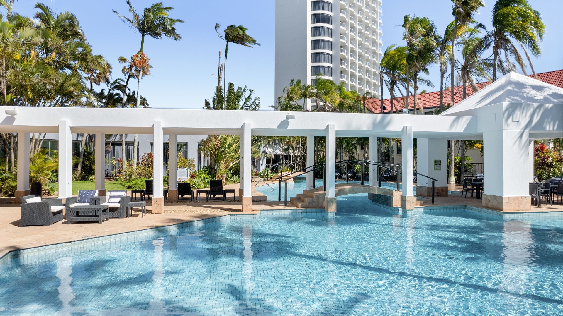 CROWNE PLAZA SURFERS PARADISE FAMILY STAY