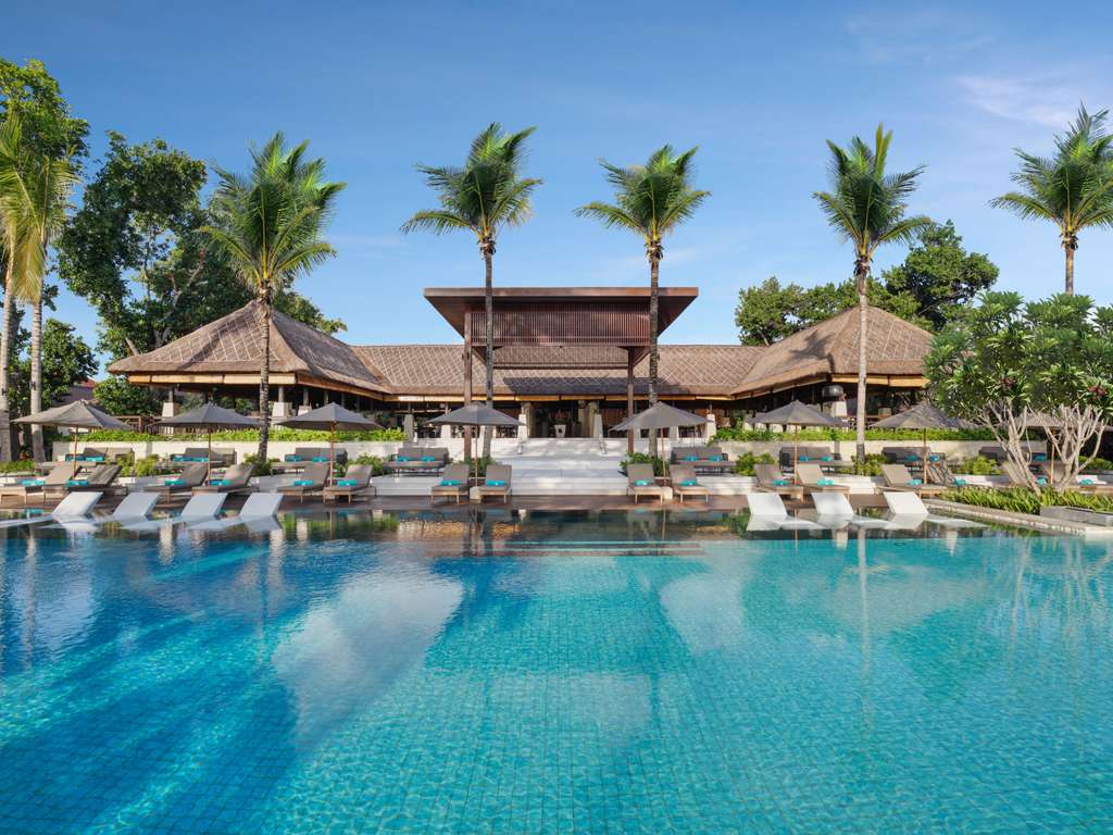 BEACHFRONT ESCAPE TO NOVOTEL BALI BENOA