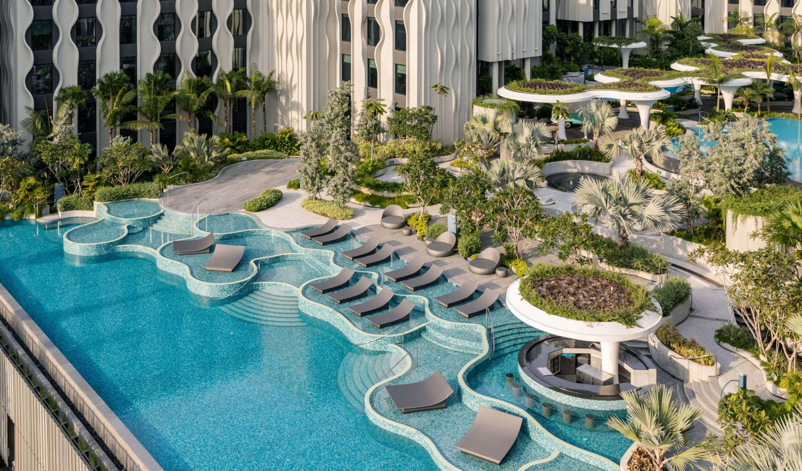 SENTOSA FAMILY FUN PACKAGE INCLUDING FLIGHTS